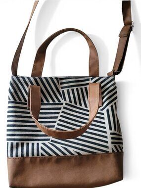 Short Stories | Geometric stripe canvas crossbody tote | Brown/Black